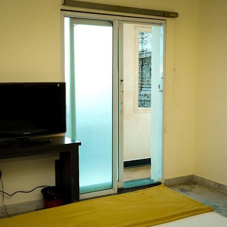 阿鲁纳查拉酒店 Tiruvannāmalai 外观 照片